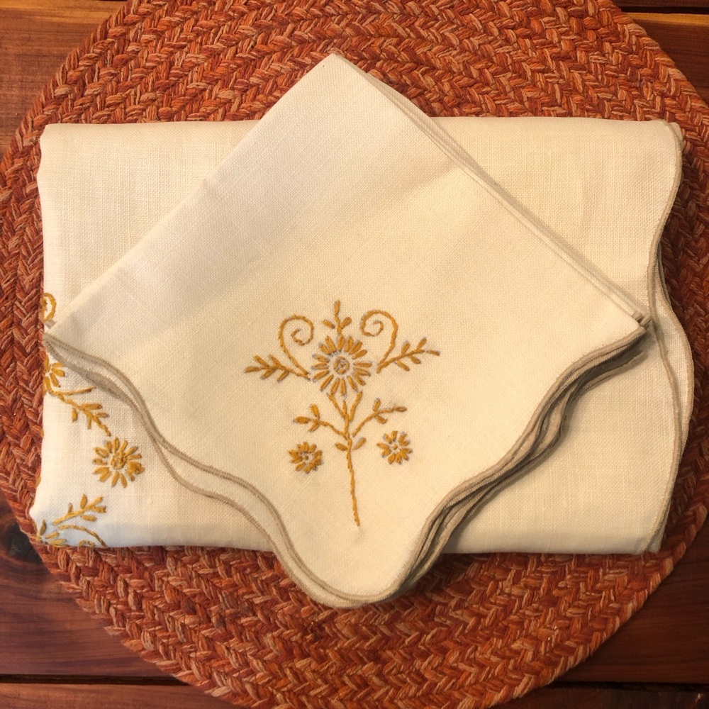 Vintage embroidered table cloth and napkins